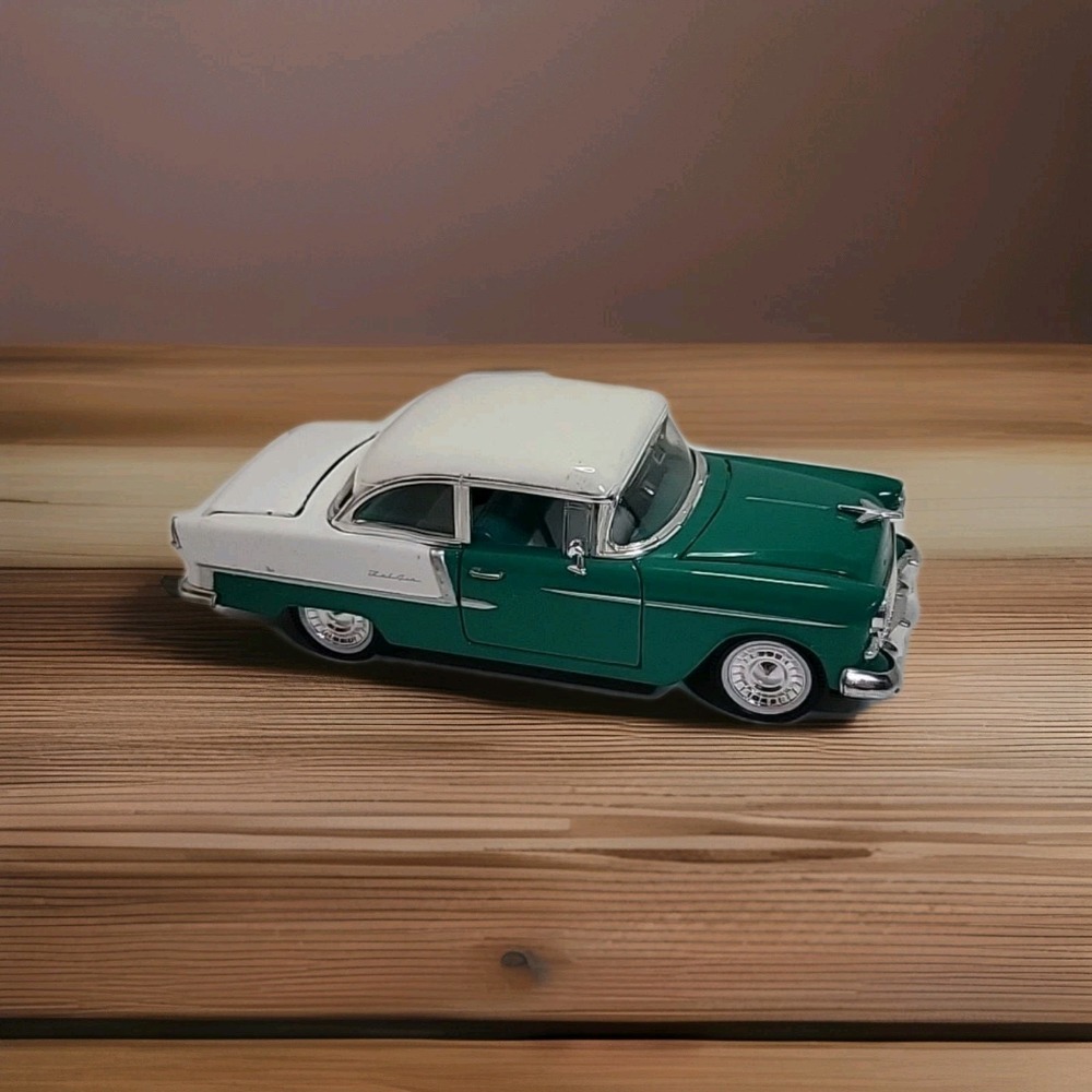Arko Products 1955 Chevy Bel Air 1:32 Die-Cast Car 35510